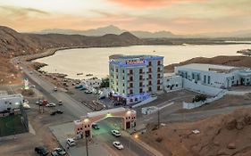 Al Ayjah Plaza Hotel